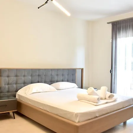 Luxury For 14 People *