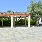 Luxury For 14 People Vila