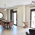Vila Luxury For 14 People