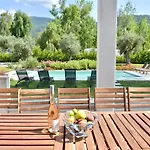 Vila Luxury For 14 People *