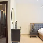 Luxury For 14 People