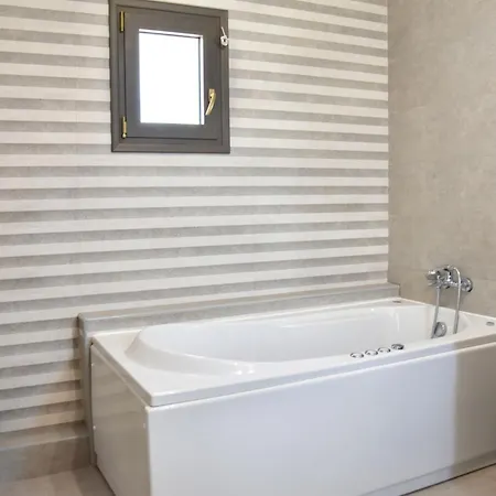 Luxury For 14 People Vourvourou