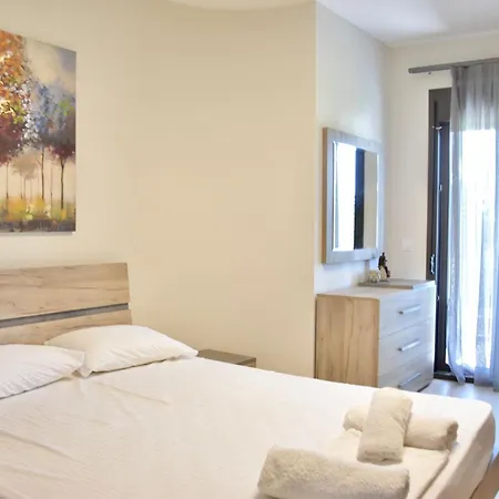 Luxury For 14 People Villa *
