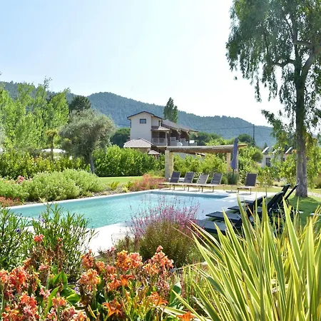 Villa Luxury For 14 People *