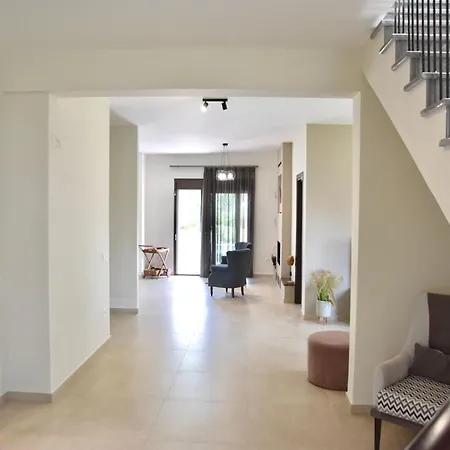 Luxury For 14 People Villa Vourvourou
