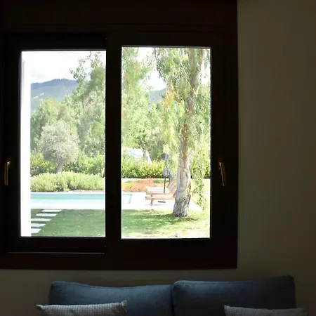 Luxury For 14 People Villa