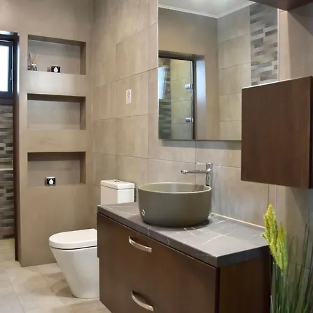 Luxury For 14 People Villa *